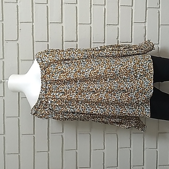 Max Studio Floral Ruffle Long Sleeve Blouse. Size Medium NWT - Picture 8 of 13